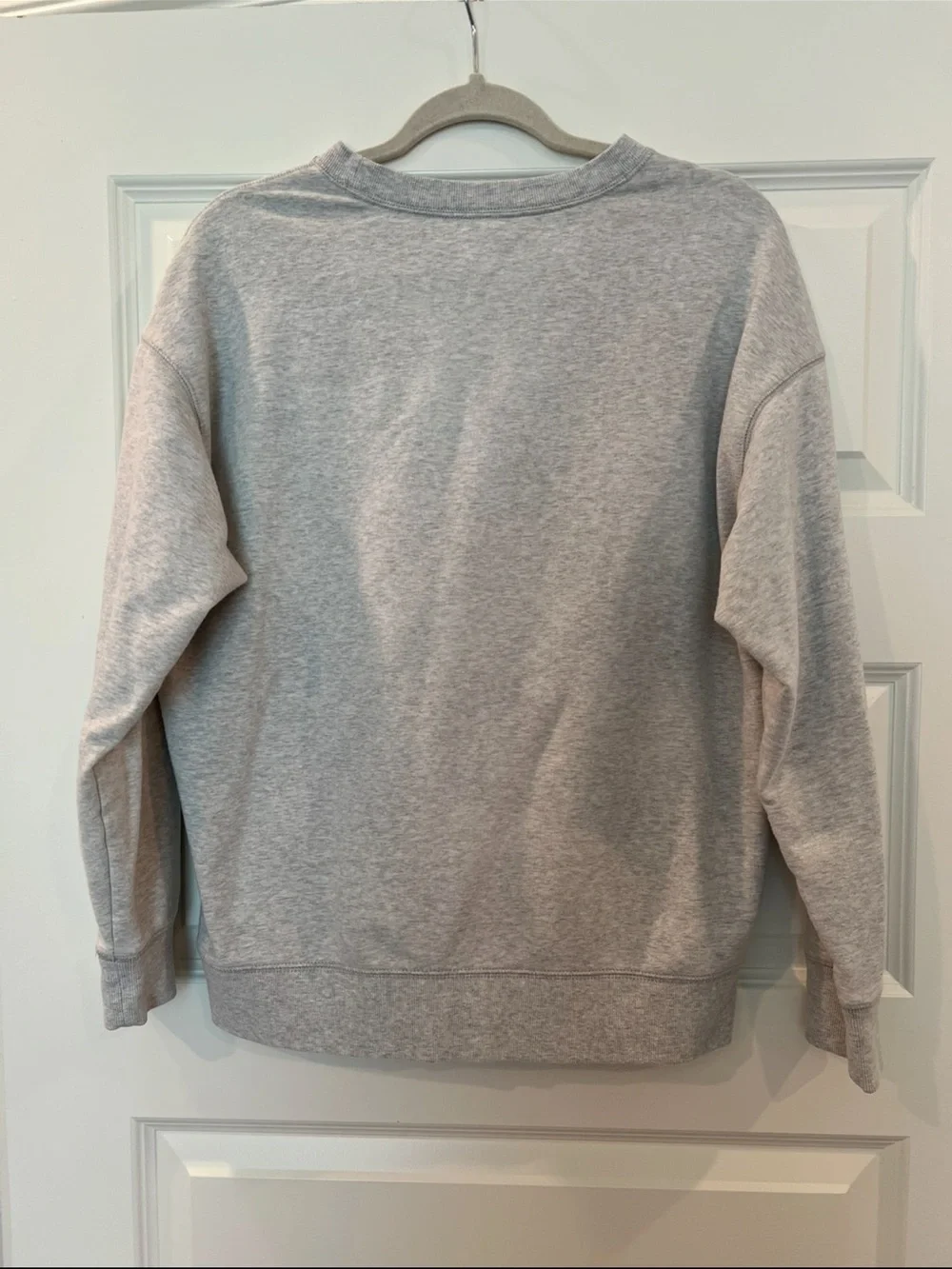 Eddie Bauer Signature Logo Gray Crewneck Sweatshirt Women’s M Relaxed Fit